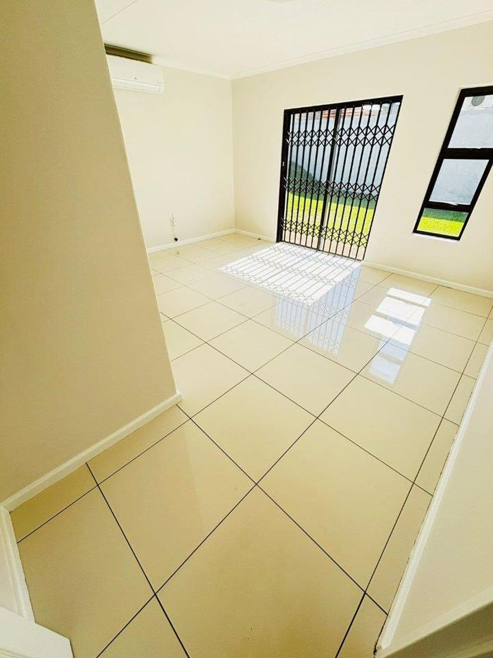 3 Bedroom Property for Sale in Kosmosdal Gauteng