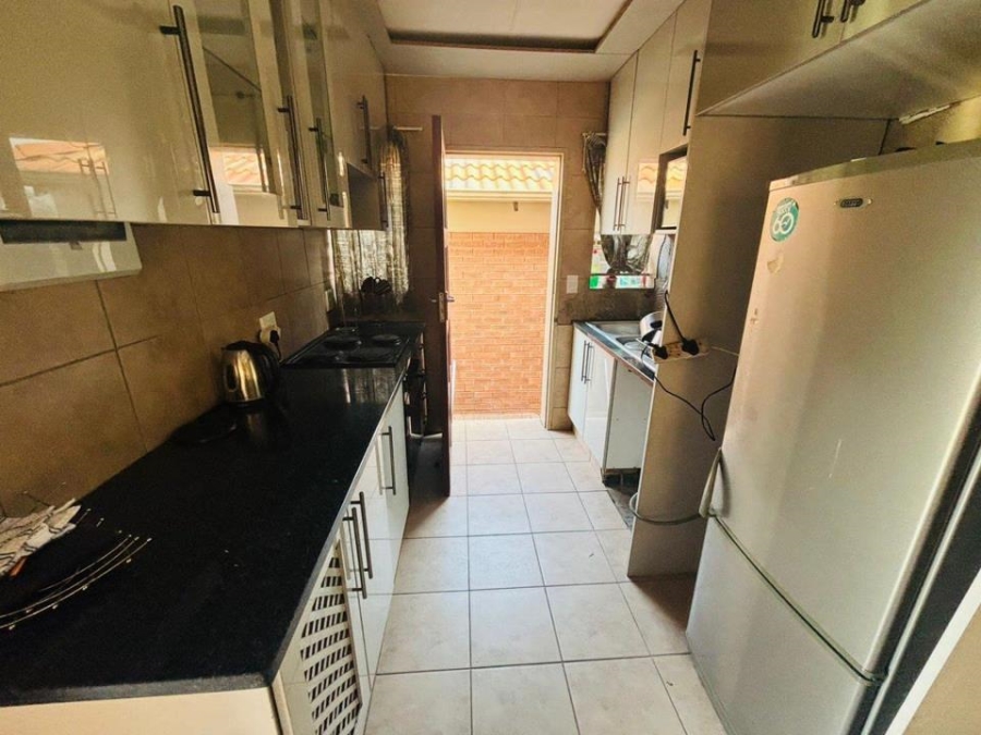 3 Bedroom Property for Sale in Thatch Hill Estate Gauteng