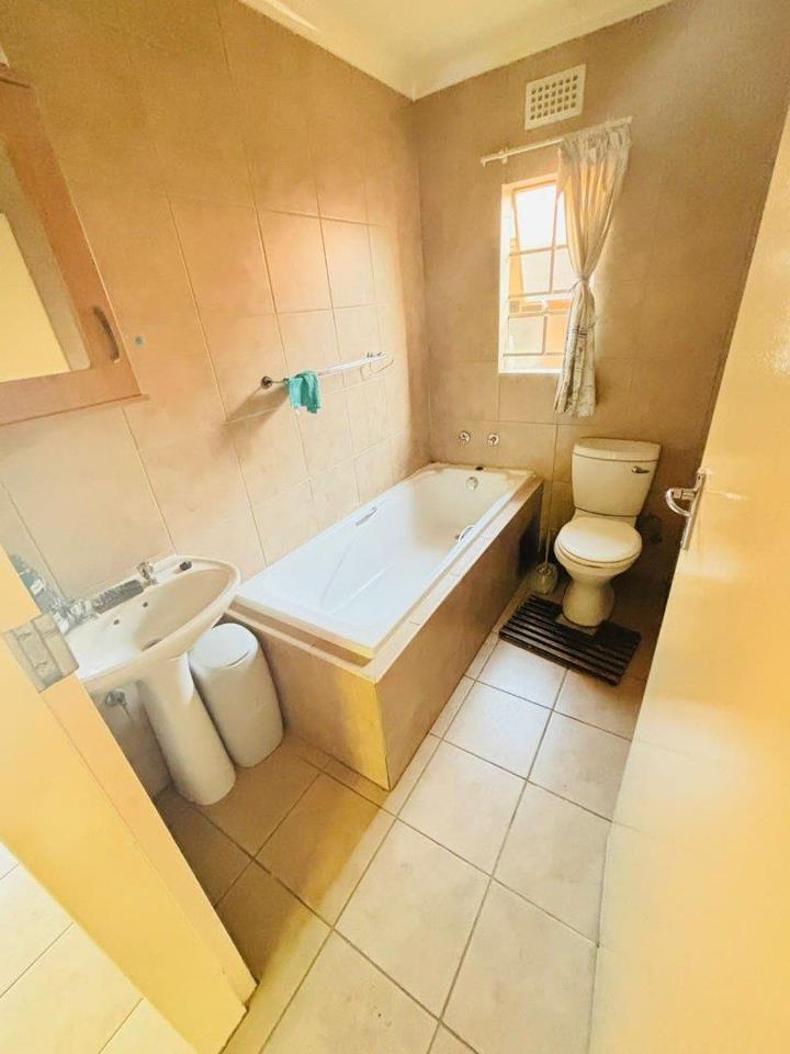 3 Bedroom Property for Sale in Thatch Hill Estate Gauteng