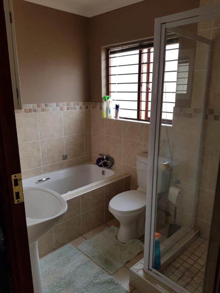 To Let 3 Bedroom Property for Rent in The Reeds Gauteng