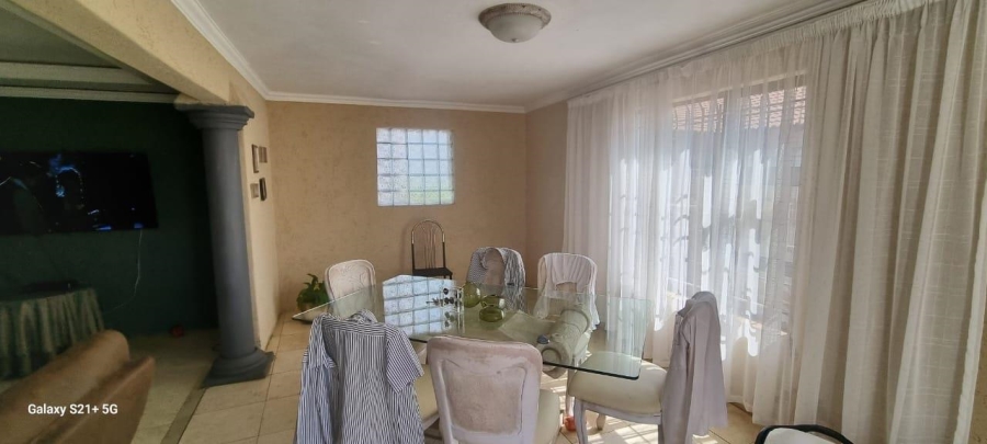 3 Bedroom Property for Sale in Etwatwa Gauteng