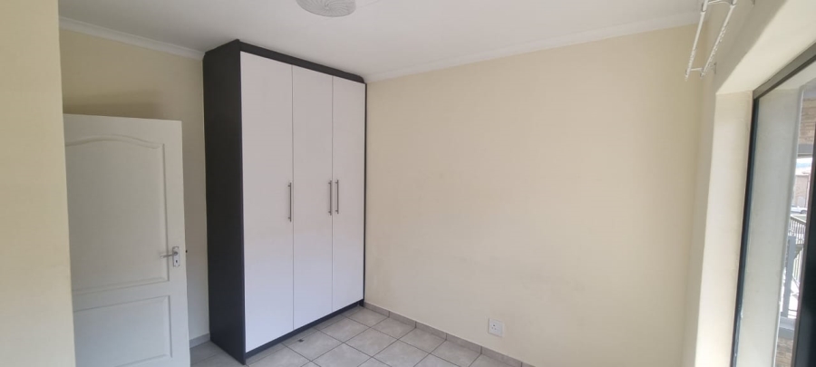 2 Bedroom Property for Sale in Crystal Park Gauteng