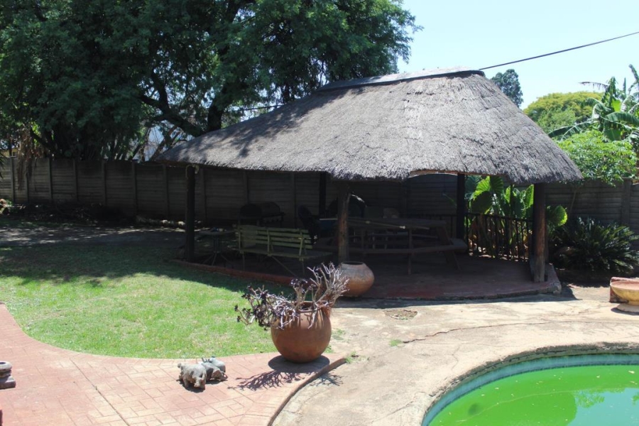 5 Bedroom Property for Sale in Mimosa Park Gauteng