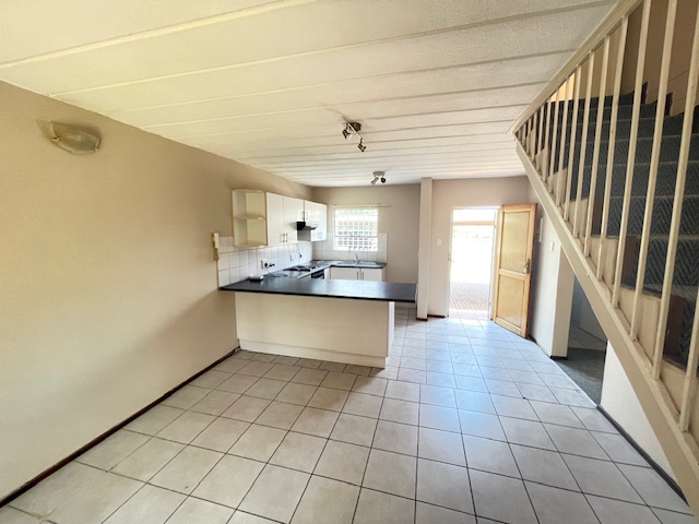 2 Bedroom Property for Sale in Brummeria Gauteng