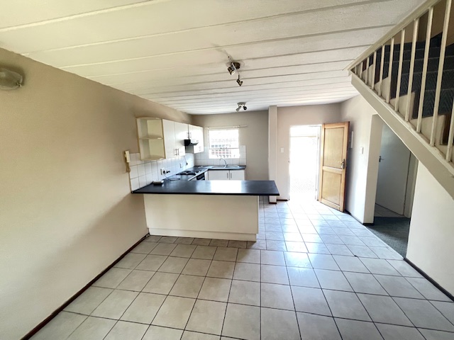 2 Bedroom Property for Sale in Brummeria Gauteng