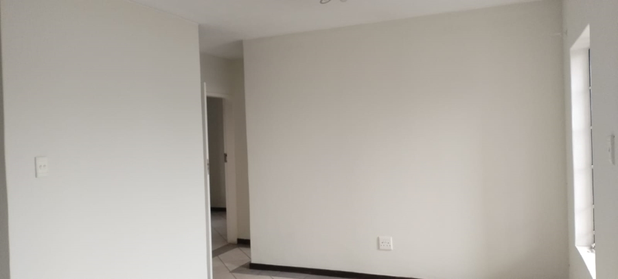 To Let 2 Bedroom Property for Rent in Eco Park Gauteng