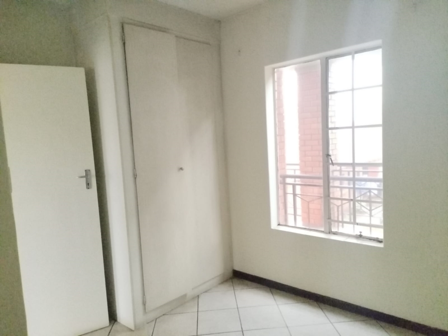 To Let 2 Bedroom Property for Rent in Eco Park Gauteng