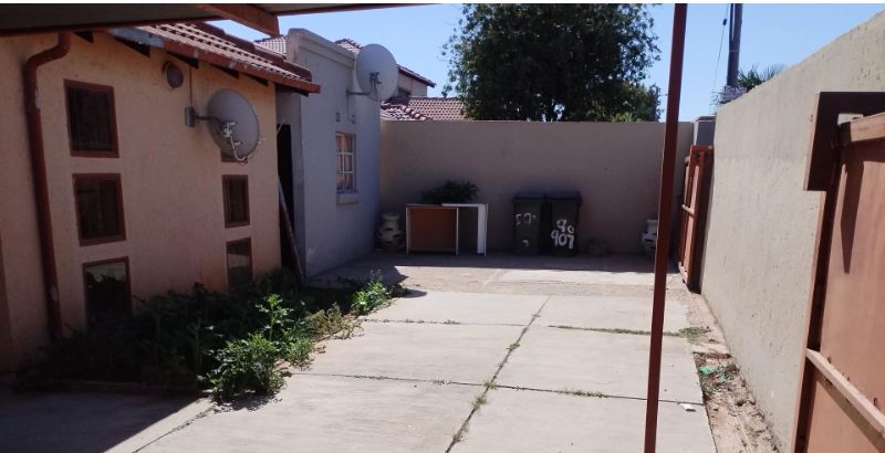 3 Bedroom Property for Sale in Cosmo City Gauteng