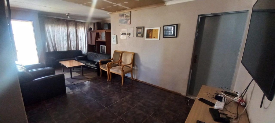 3 Bedroom Property for Sale in Protea Glen Gauteng