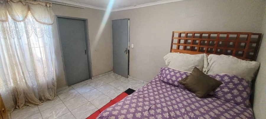 3 Bedroom Property for Sale in Protea Glen Gauteng