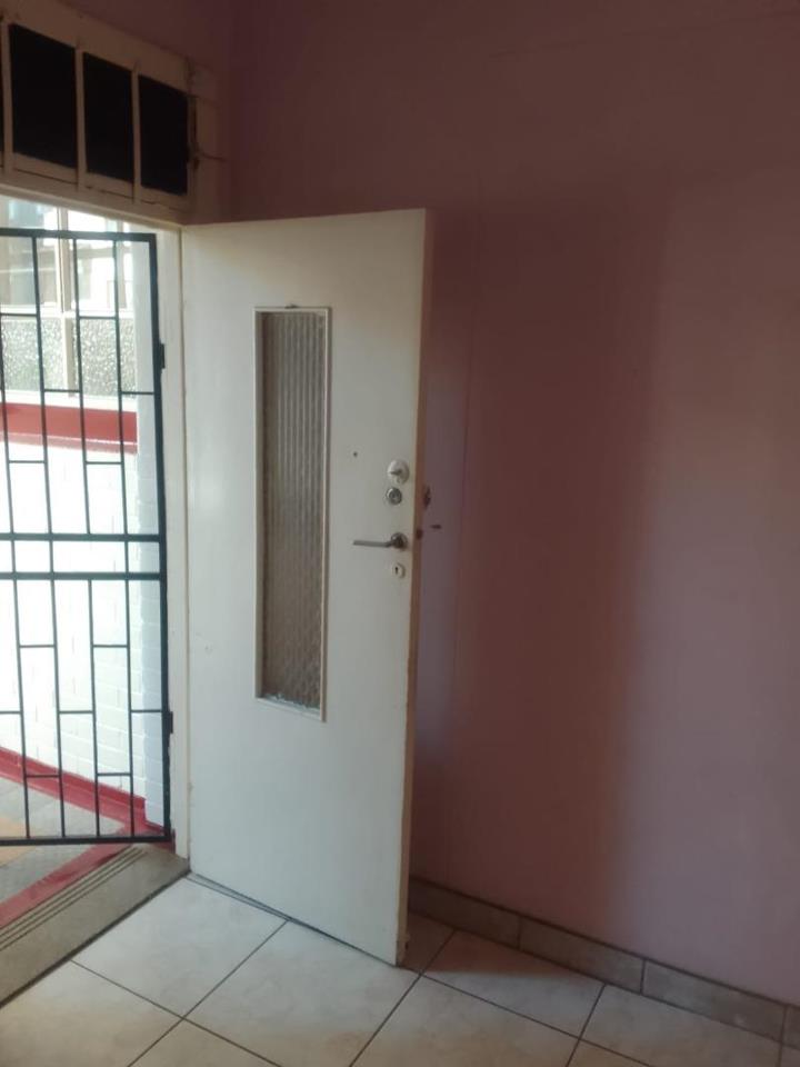 3 Bedroom Property for Sale in Hillbrow Gauteng