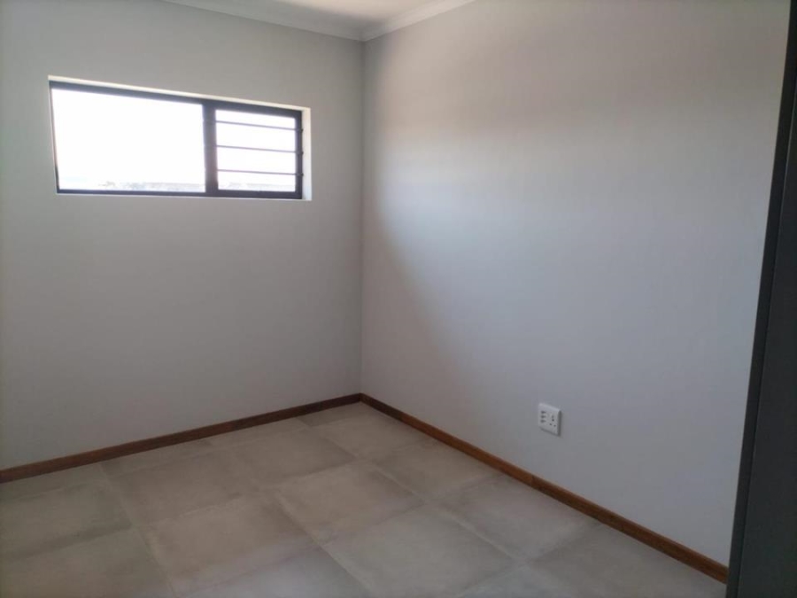 5 Bedroom Property for Sale in Pomona Gauteng