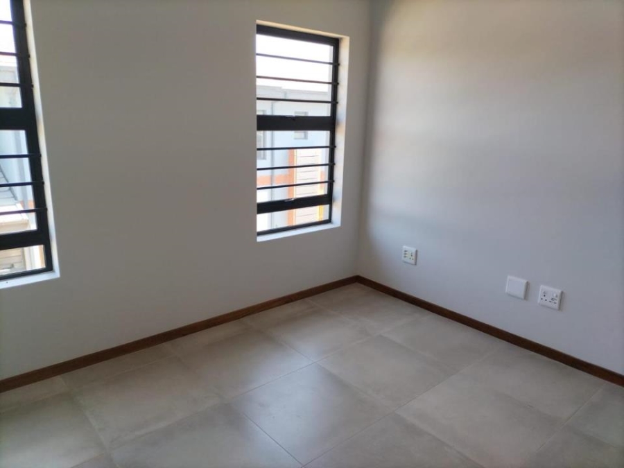 5 Bedroom Property for Sale in Pomona Gauteng