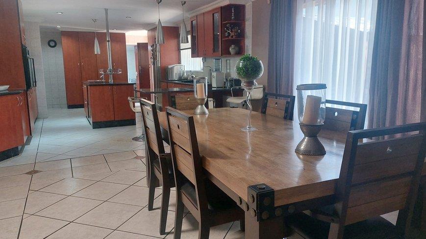 4 Bedroom Property for Sale in Beyerspark Gauteng