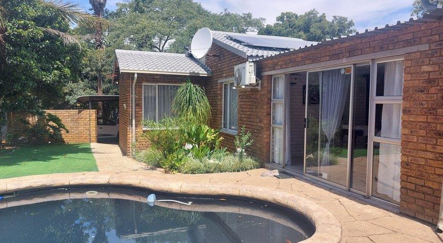 4 Bedroom Property for Sale in Beyerspark Gauteng