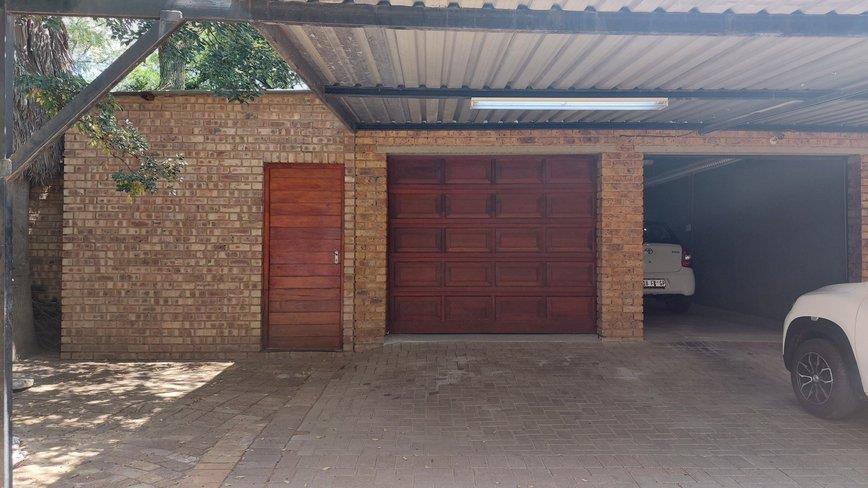 4 Bedroom Property for Sale in Beyerspark Gauteng