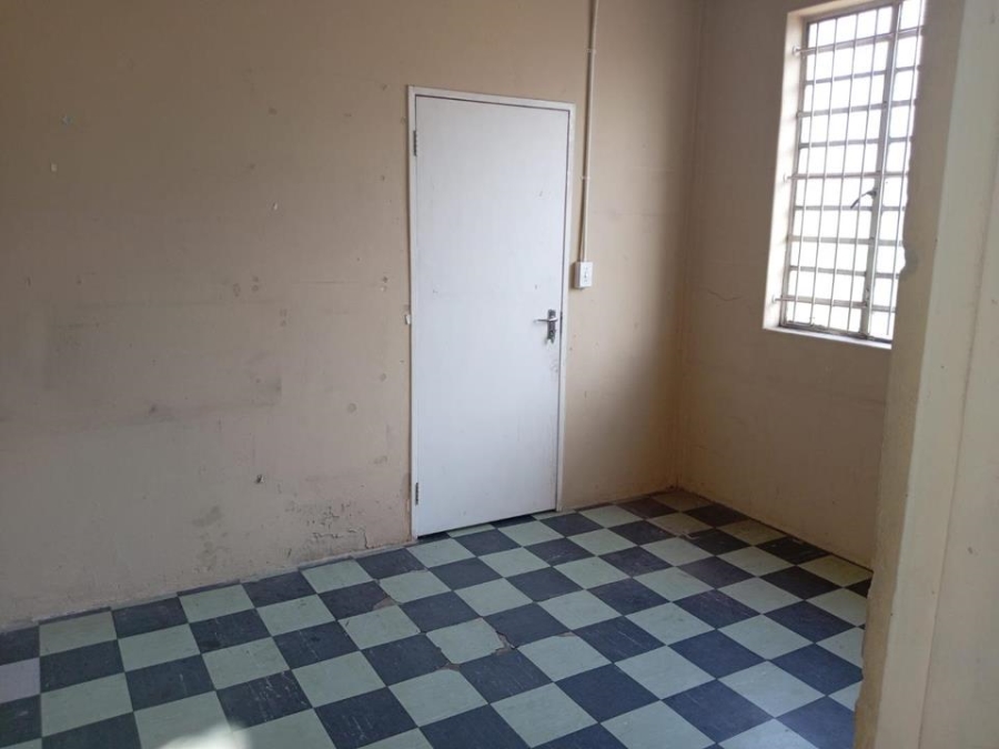 To Let commercial Property for Rent in Delville Gauteng