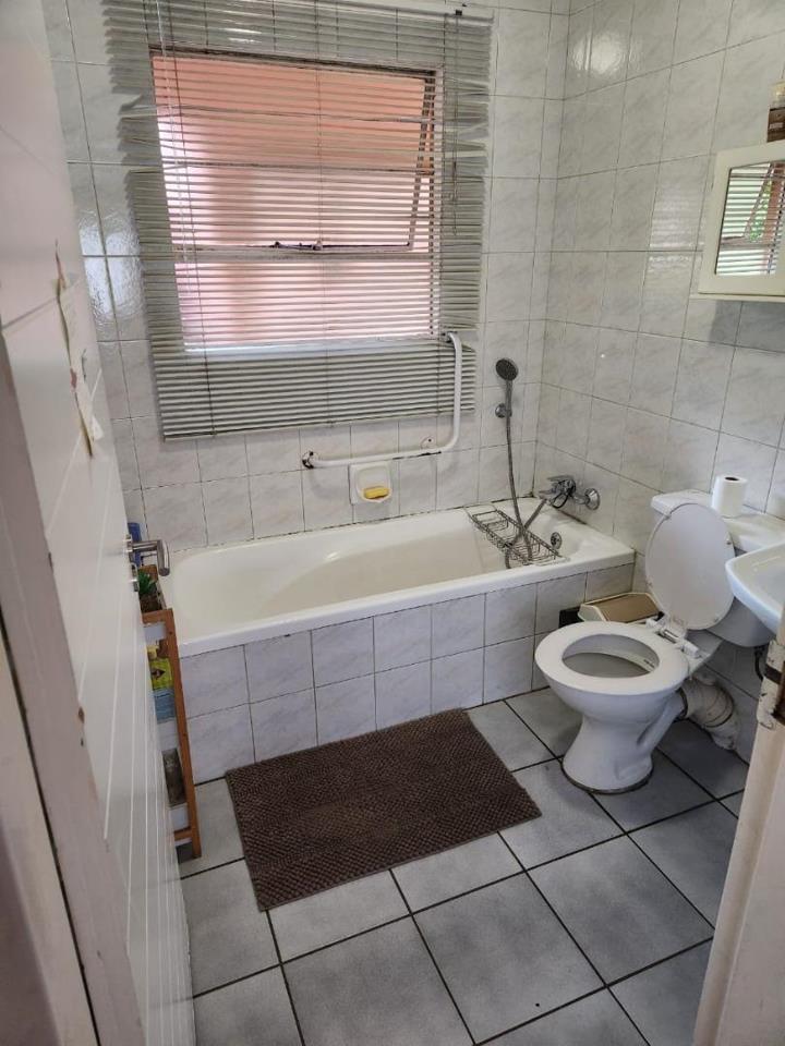 To Let 2 Bedroom Property for Rent in Castleview Gauteng