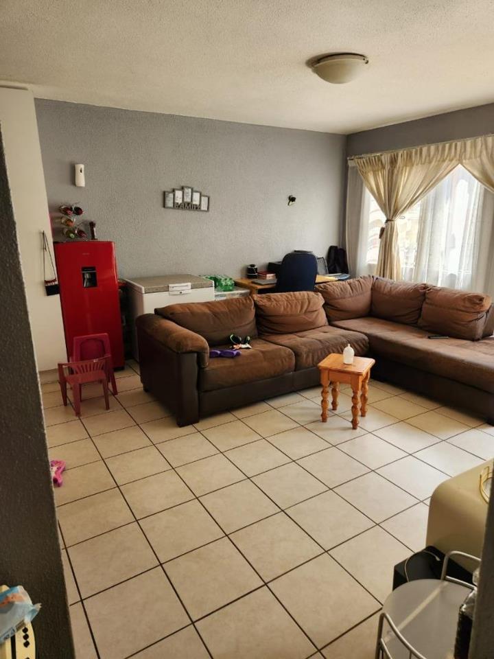 To Let 2 Bedroom Property for Rent in Castleview Gauteng