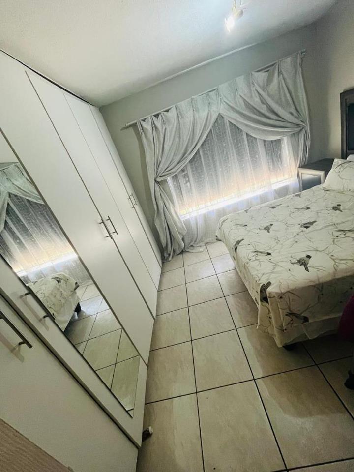 To Let 2 Bedroom Property for Rent in Castleview Gauteng