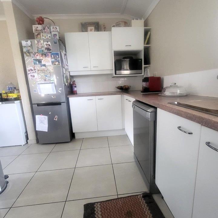 To Let 3 Bedroom Property for Rent in Cresta Gauteng