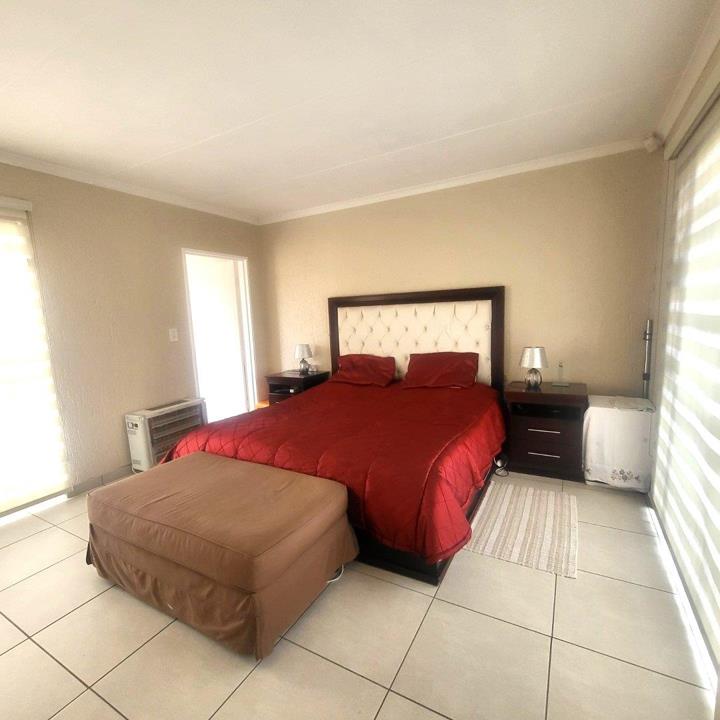 To Let 3 Bedroom Property for Rent in Cresta Gauteng