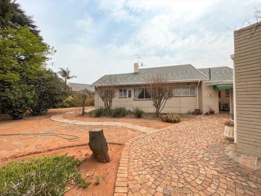 3 Bedroom Property for Sale in Parkdene Gauteng