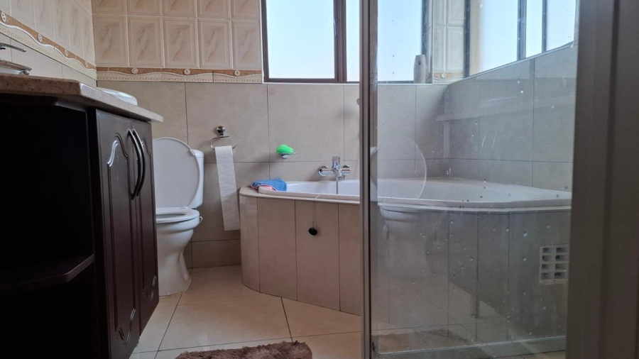 4 Bedroom Property for Sale in Parkrand Gauteng