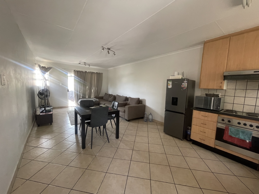 2 Bedroom Property for Sale in Tyger Valley Gauteng