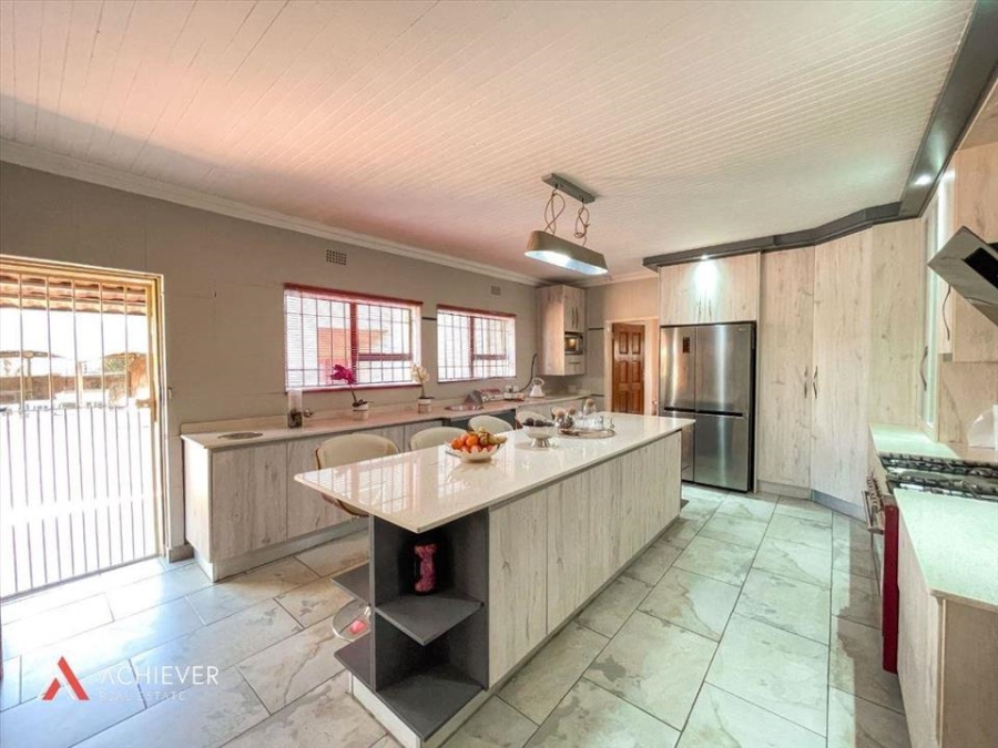 4 Bedroom Property for Sale in Sunward Park Gauteng