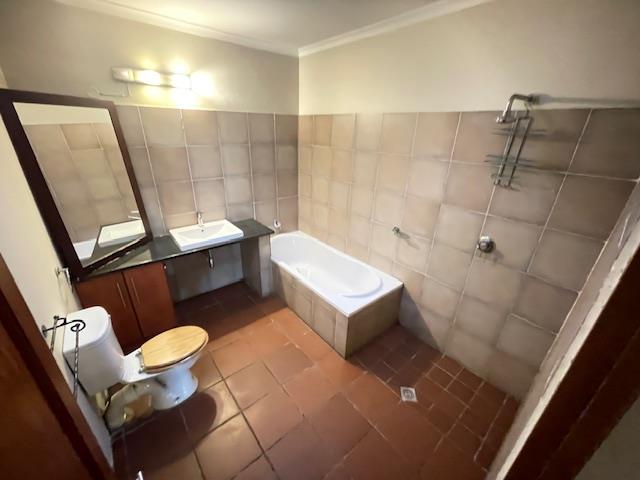 1 Bedroom Property for Sale in Brummeria Gauteng