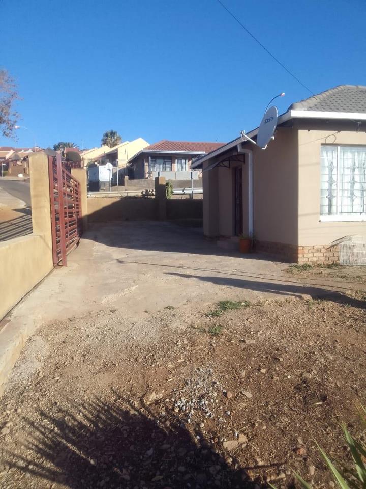 3 Bedroom Property for Sale in Atteridgeville Gauteng