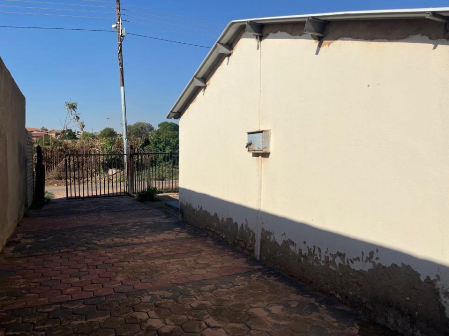 2 Bedroom Property for Sale in Soshanguve Gauteng