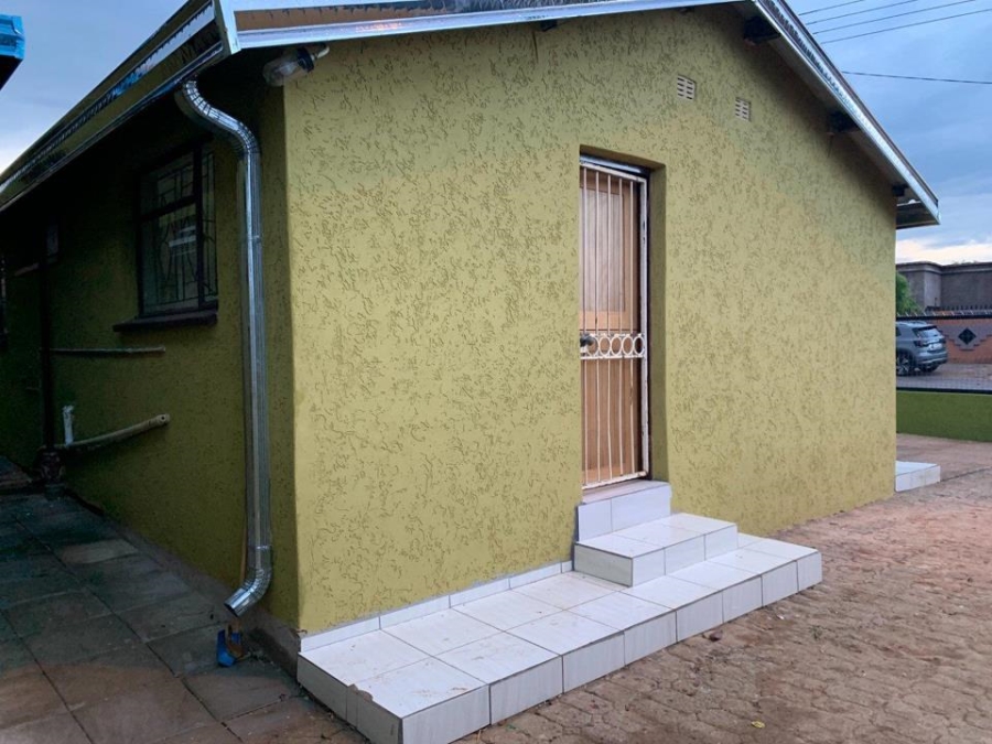 2 Bedroom Property for Sale in Soshanguve G Gauteng