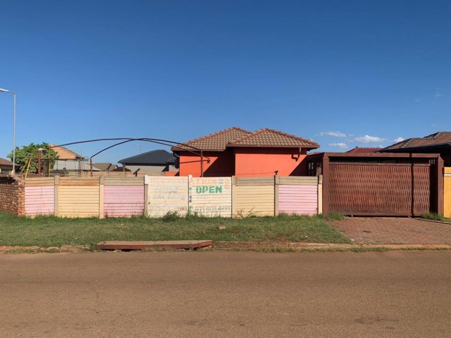 2 Bedroom Property for Sale in The Orchards Gauteng