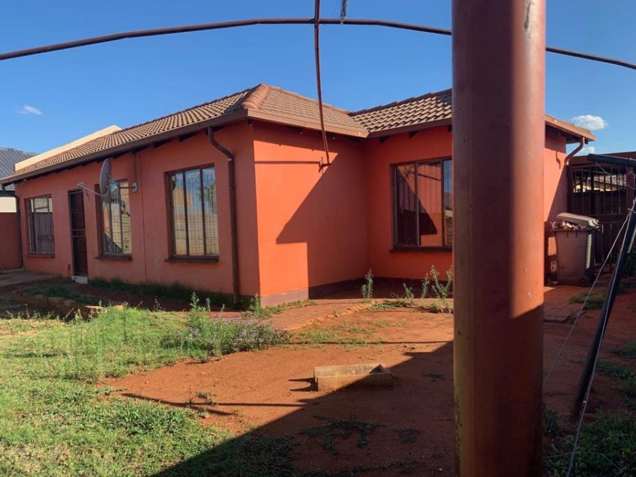 2 Bedroom Property for Sale in The Orchards Gauteng