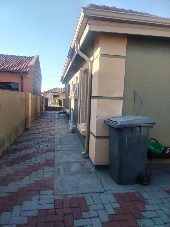 3 Bedroom Property for Sale in Nkwe Estate Gauteng