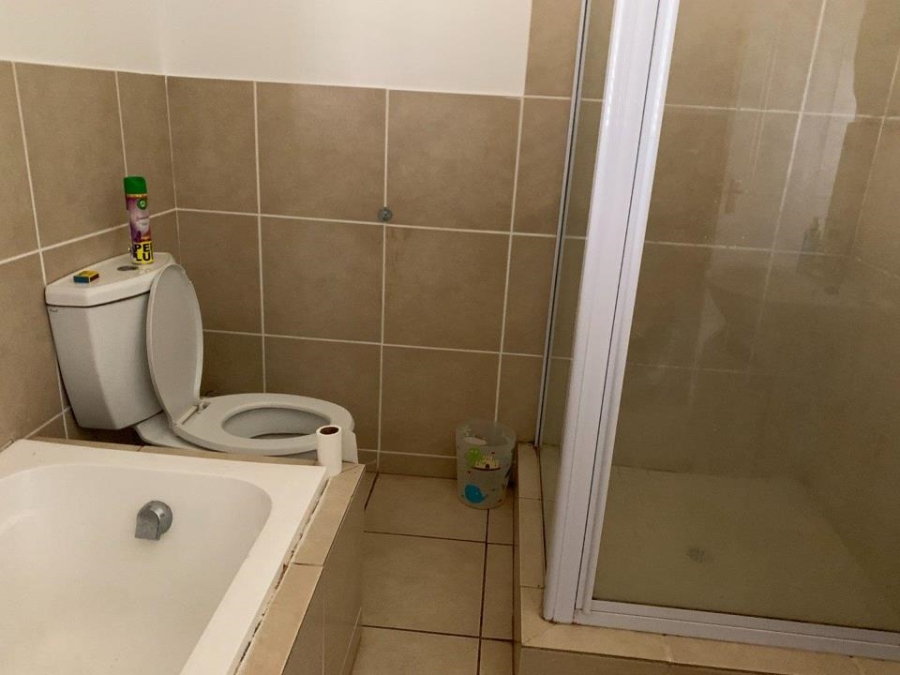 2 Bedroom Property for Sale in Hesteapark Gauteng