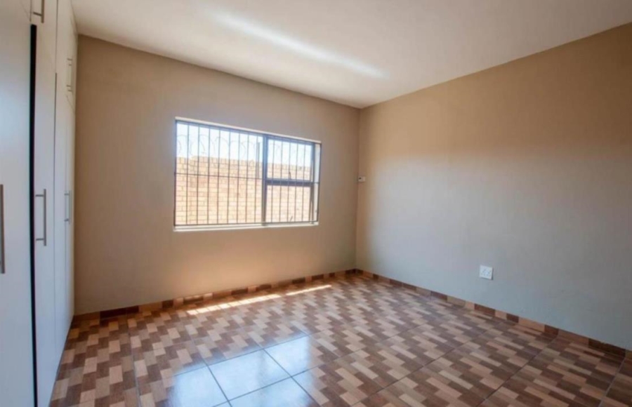 Commercial Property for Sale in Lenasia South Gauteng