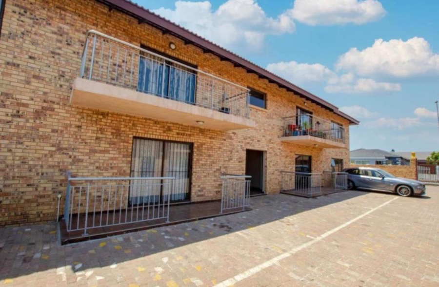 Commercial Property for Sale in Lenasia South Gauteng