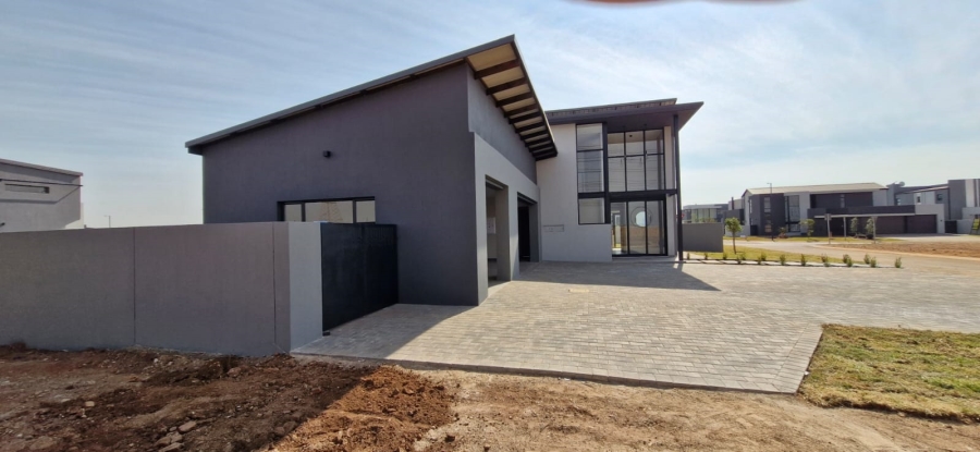 4 Bedroom Property for Sale in Midstream Heights Gauteng