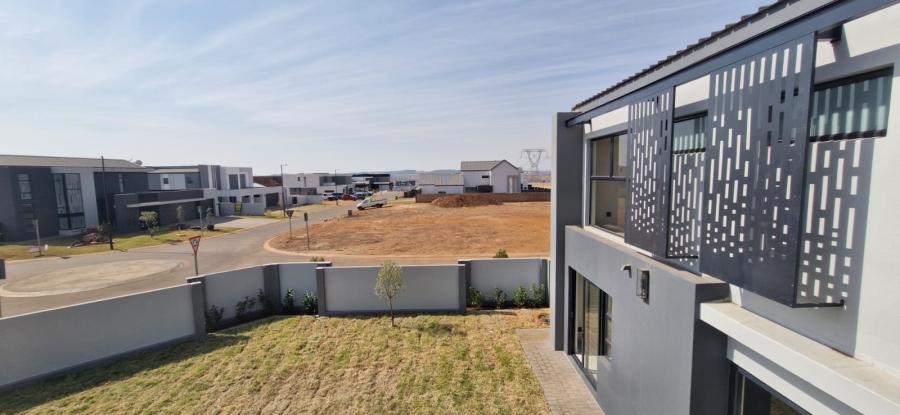 4 Bedroom Property for Sale in Midstream Heights Gauteng