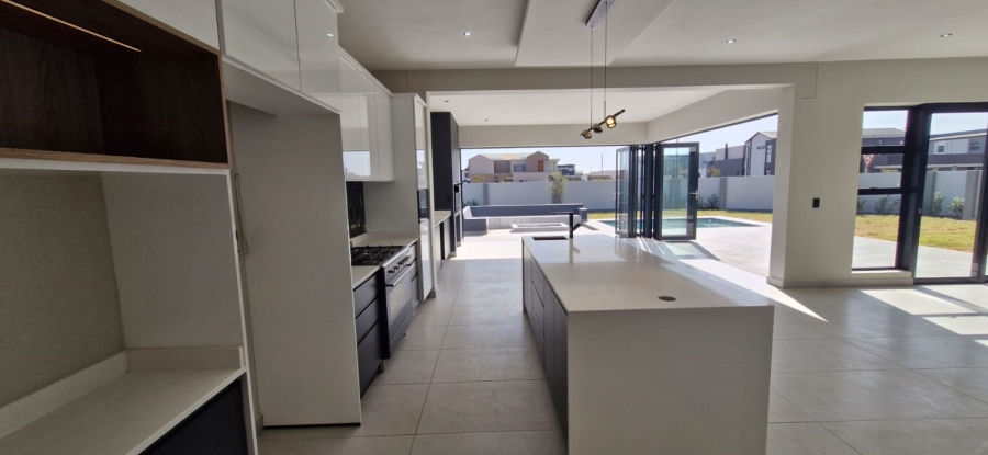 4 Bedroom Property for Sale in Midstream Heights Gauteng