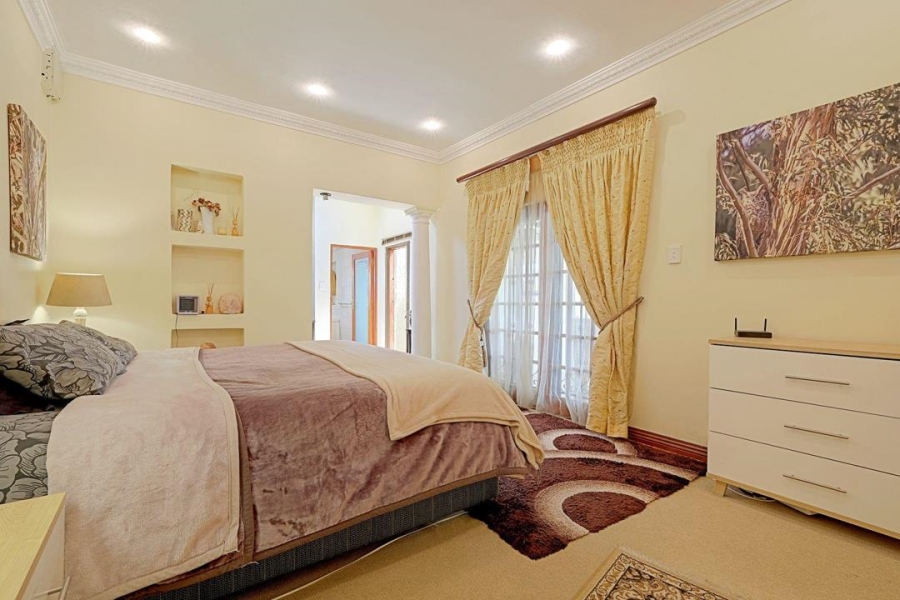 6 Bedroom Property for Sale in Raumarais Park Gauteng