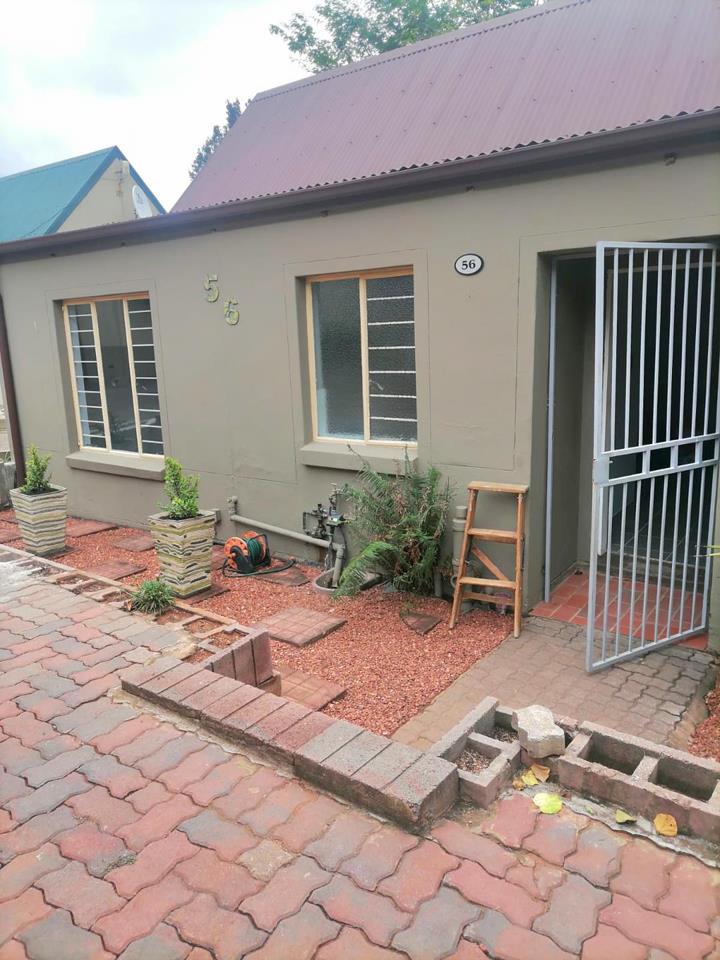 2 Bedroom Property for Sale in Wapadrand Gauteng