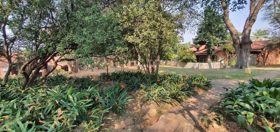 3 Bedroom Property for Sale in Faerie Glen Gauteng