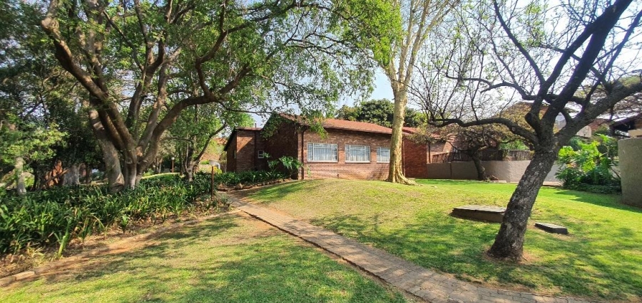 3 Bedroom Property for Sale in Faerie Glen Gauteng