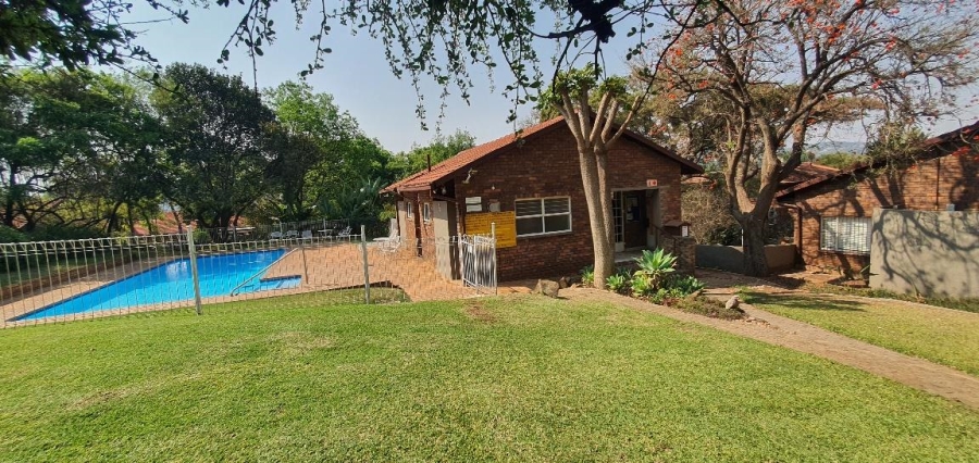 3 Bedroom Property for Sale in Faerie Glen Gauteng