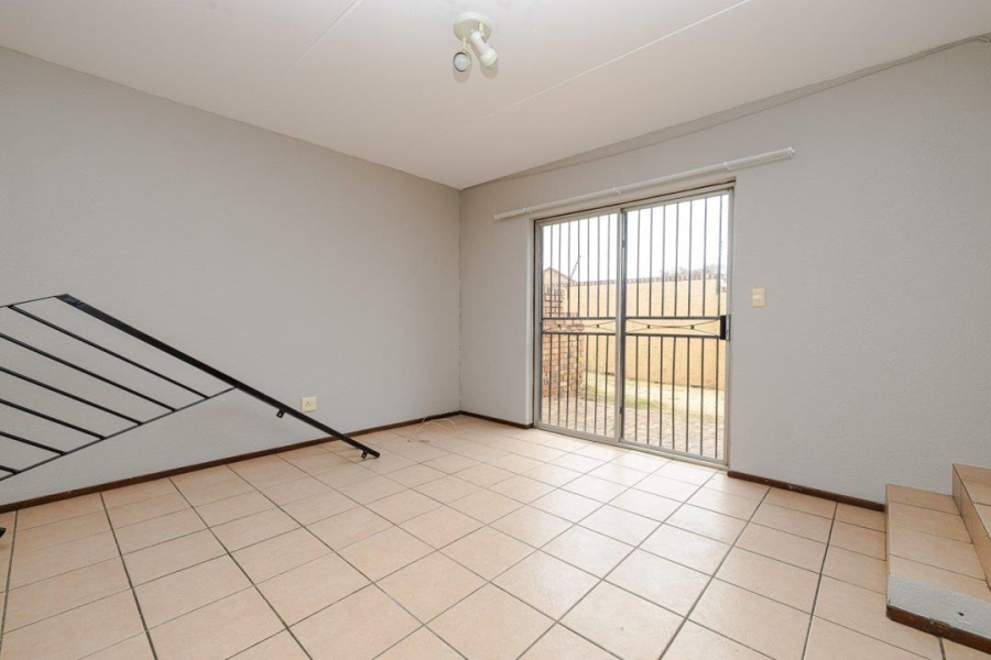 2 Bedroom Property for Sale in Halfway Gardens Gauteng