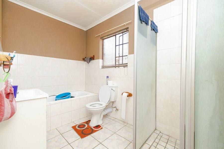 2 Bedroom Property for Sale in Halfway Gardens Gauteng